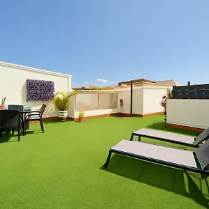 Sun-kissed Getaway , Málaga Spanje